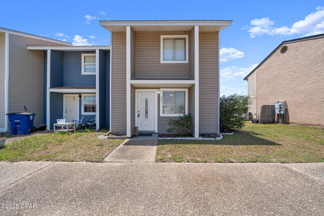 property at 3923 Molina Rd