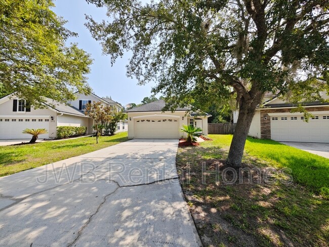 268 Silver Glen Ave