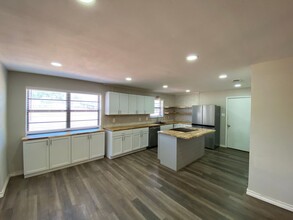 5218 Green Valley Trail in San Angelo, TX - Building Photo - Building Photo