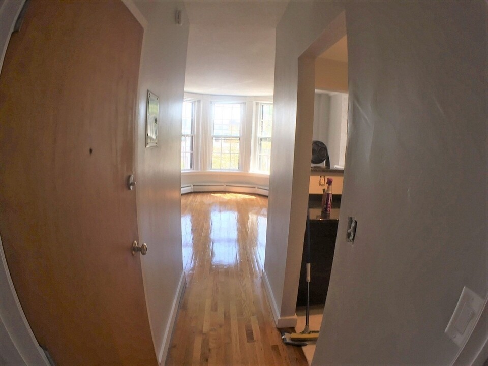 25 Saint Stephen St, Unit 3 in Boston, MA - Building Photo
