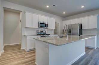 142 Paddle Boat Wy in Ridgeville, SC - Building Photo - Building Photo