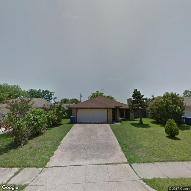 property at 3820 Lillie St