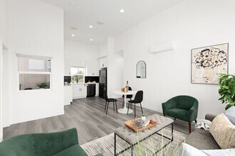 5146 Manchester Rd in San Diego, CA - Building Photo - Building Photo
