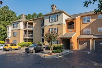 Perimeter Circle in Sandy Springs, GA - Foto de edificio - Building Photo