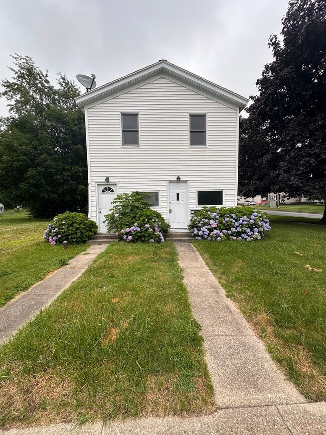 property at 269-271-271 E 10th St