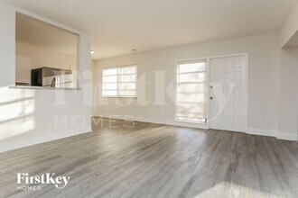 1571 NE 44th St in Pompano Beach, FL - Building Photo - Building Photo