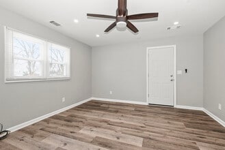 8344 W Lincoln Hwy in Frankfort, IL - Building Photo - Building Photo