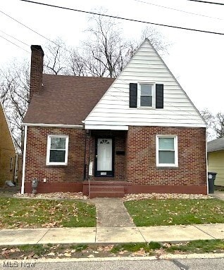 property at 703 Jeanette Ave
