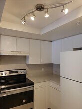 4195 N Haverhill Rd in West Palm Beach, FL - Building Photo - Building Photo