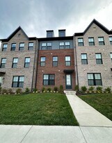 594 Hazel Dr in Henrico, VA - Building Photo