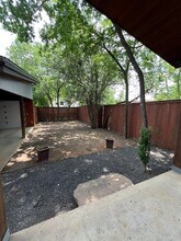 4601 Depew Ave in Austin, TX - Foto de edificio - Building Photo