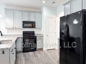 39 Mossycup Rd in Taylors, SC - Building Photo - Building Photo