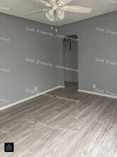 15808 Southfield Fwy in Detroit, MI - Building Photo - Building Photo