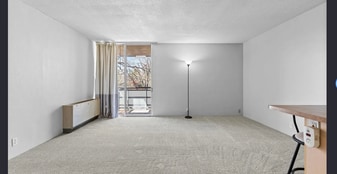 2500 S York St, Unit 310 in Denver, CO - Building Photo