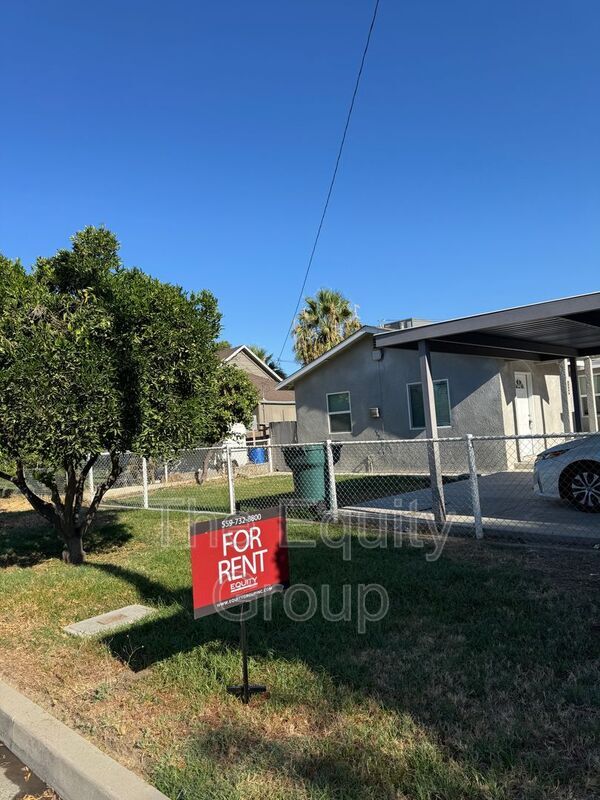 property at 126 W San Joaquin Ave