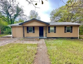 320 Washington St in Bessemer, AL - Building Photo