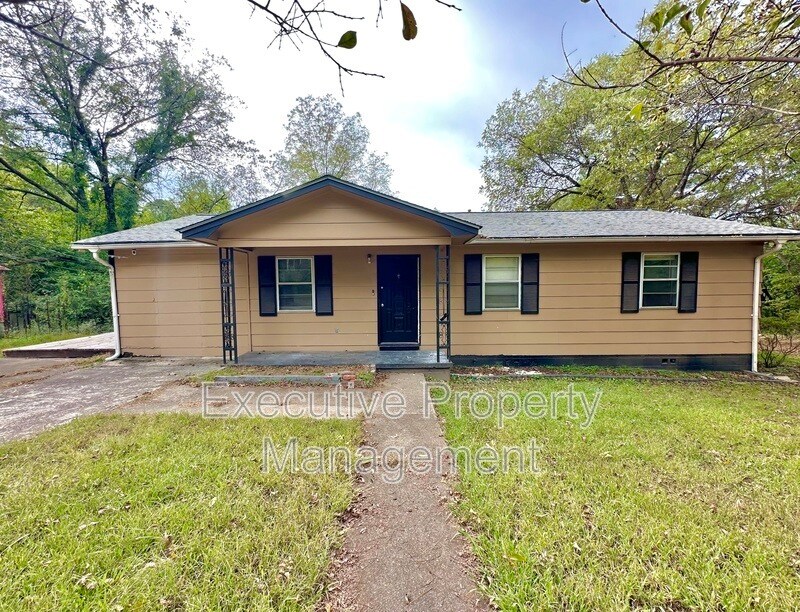 320 Washington St in Bessemer, AL - Building Photo