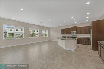 14989 RedCove Pl in Westlake, FL - Building Photo - Building Photo