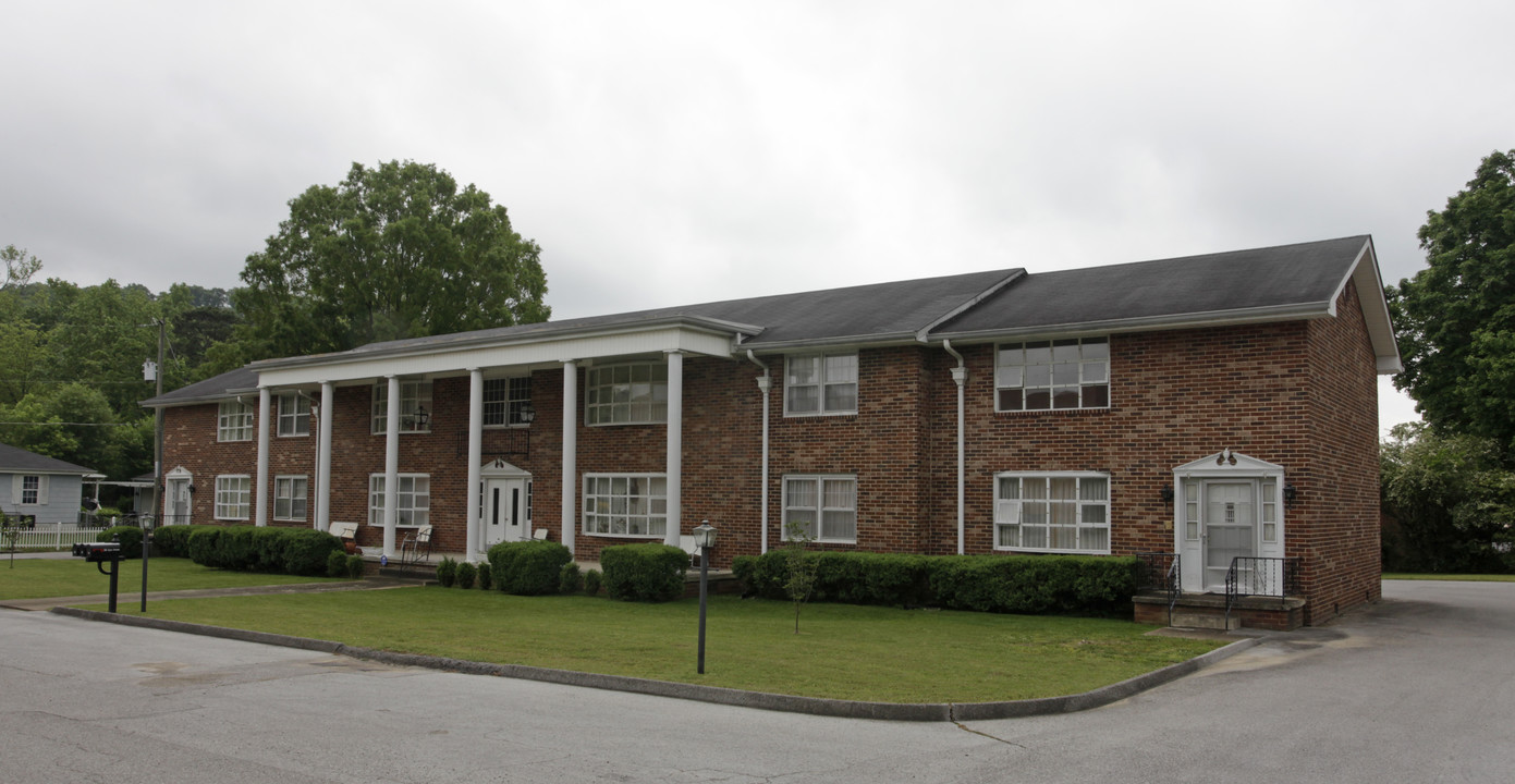 100 Joyce Ave in Chattanooga, TN - Foto de edificio