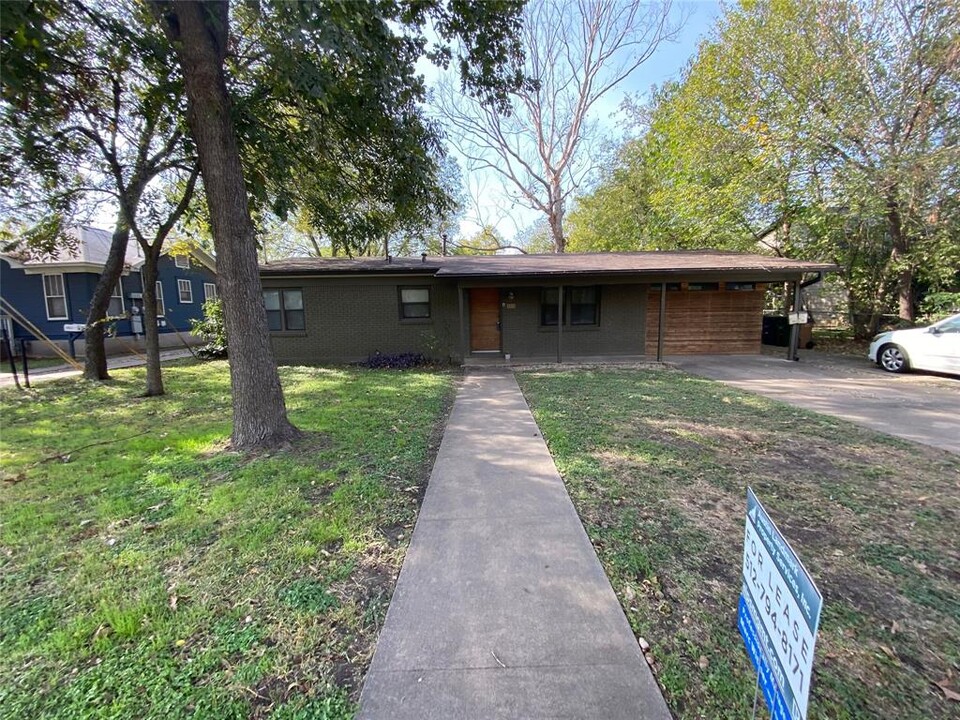 1601 Redd St in Austin, TX - Building Photo