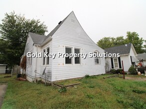 2435 Delaware St in Anderson, IN - Building Photo - Building Photo