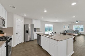 16659 Olivewood Ln in Conroe, TX - Building Photo - Building Photo