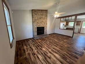 109 Hickory Grove Dr in Jacksonville, NC - Building Photo - Building Photo