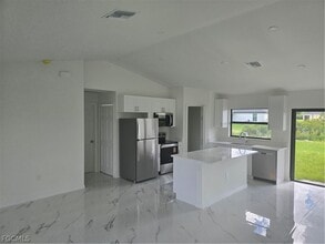 2707 30th St SW in Lehigh Acres, FL - Building Photo - Building Photo