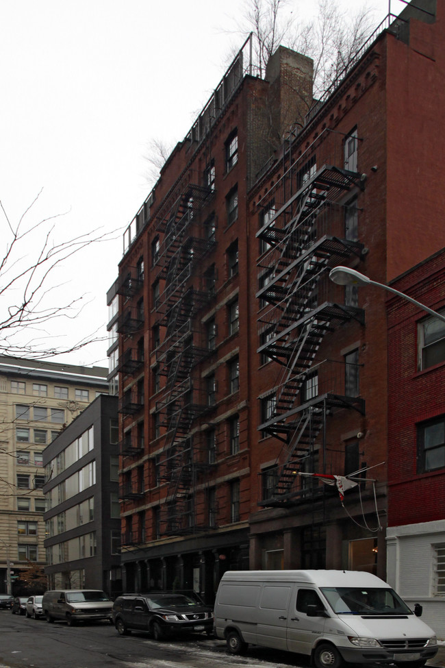 40-42 Renwick St in New York, NY - Building Photo - Building Photo