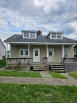 343 E Prospect St in Covington, VA - Building Photo