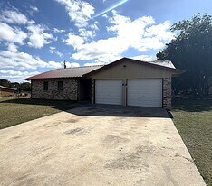 613 County Road 4876 in Copperas Cove, TX - Building Photo