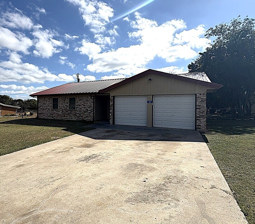 613 County Road 4876 in Copperas Cove, TX - Building Photo