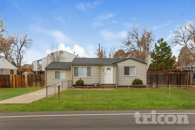 property at 185 N Harlan St