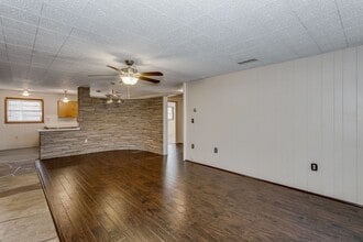 1902 S Erie St in Wichita, KS - Building Photo - Building Photo