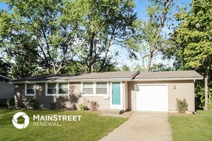 5700 N Highland Ave in Kansas City, MO - Building Photo