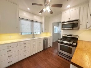 417 W Malvern Ave in Fullerton, CA - Building Photo - Building Photo