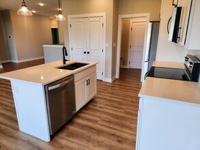 1603 Red Cedar Ln in Granger, IA - Building Photo - Building Photo