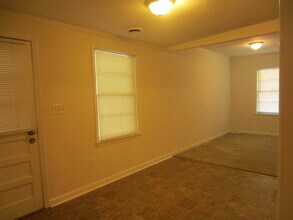 8159 Connally Dr in Douglasville, GA - Building Photo - Building Photo