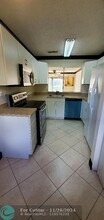 9478 Palm Cir S in Pembroke Pines, FL - Building Photo - Building Photo