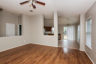 4701 Sea Ridge Dr in Fort Worth, TX - Foto de edificio - Building Photo