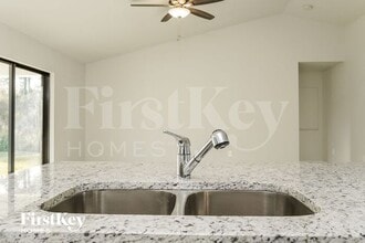 604 Henry Ave in Lehigh Acres, FL - Building Photo - Building Photo