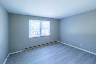 MILLSTONE APARTMENTS in Peru, IN - Building Photo - Interior Photo