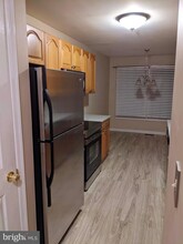 102 Teal Ct in Chester, MD - Foto de edificio - Building Photo