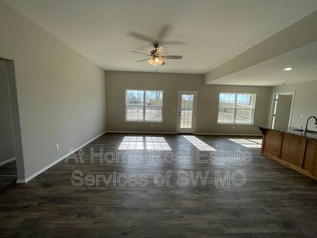 204 E Seminole St photo'