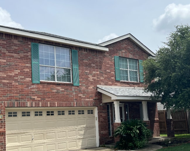 property at 551 Bridle Ridge