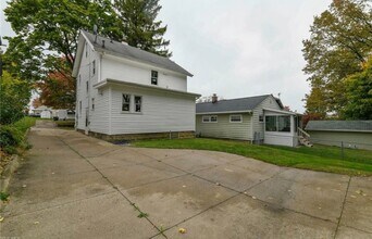 1539 Hillcrest St in Akron, OH - Building Photo - Building Photo