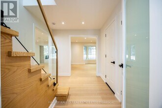 354 Bessborough Dr in Toronto, ON - Building Photo - Building Photo