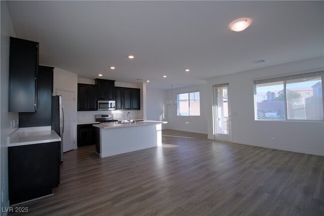 7002 Calvert Cliffs St in North Las Vegas, NV - Building Photo - Building Photo