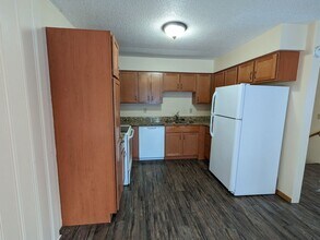 6310 Bettys Ln in Madison, WI - Building Photo - Building Photo