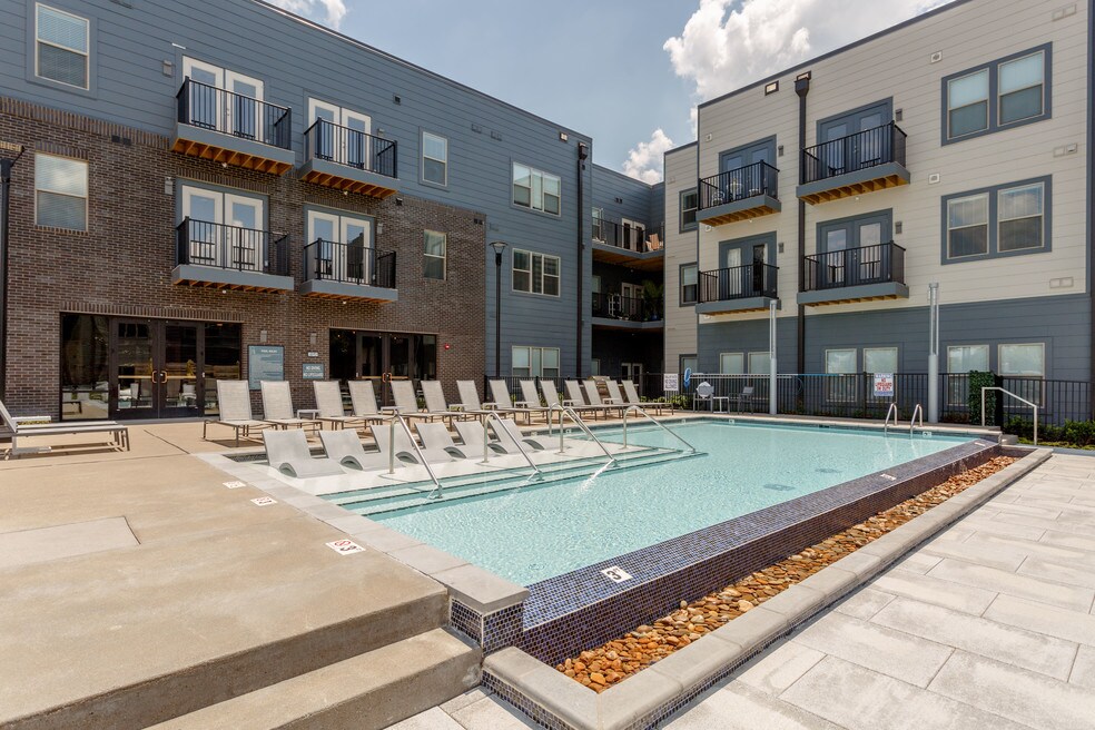 Hillwood Villa Apartments and Nearby Nashville Apartments For Rent